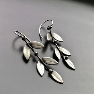 Whimsical Vine Drops