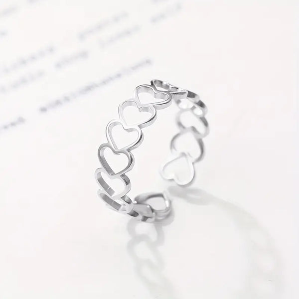 Filigree Heart Band Ring