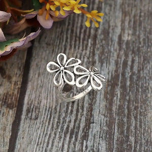 Blooming Grace Open Ring